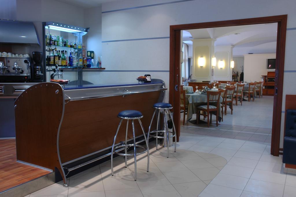 Hotel Niagara Катандзаро Екстер'єр фото