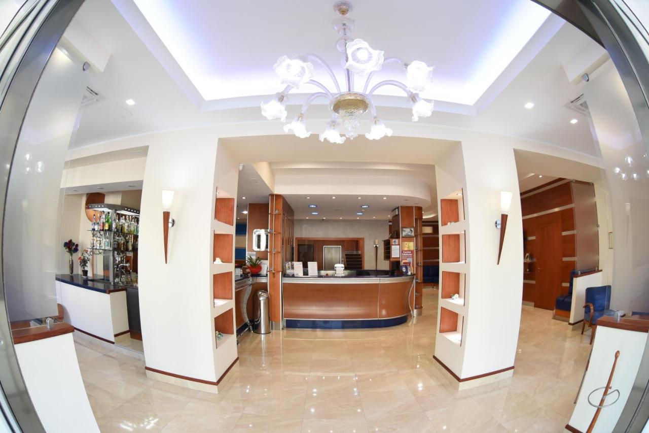 Hotel Niagara Катандзаро Екстер'єр фото