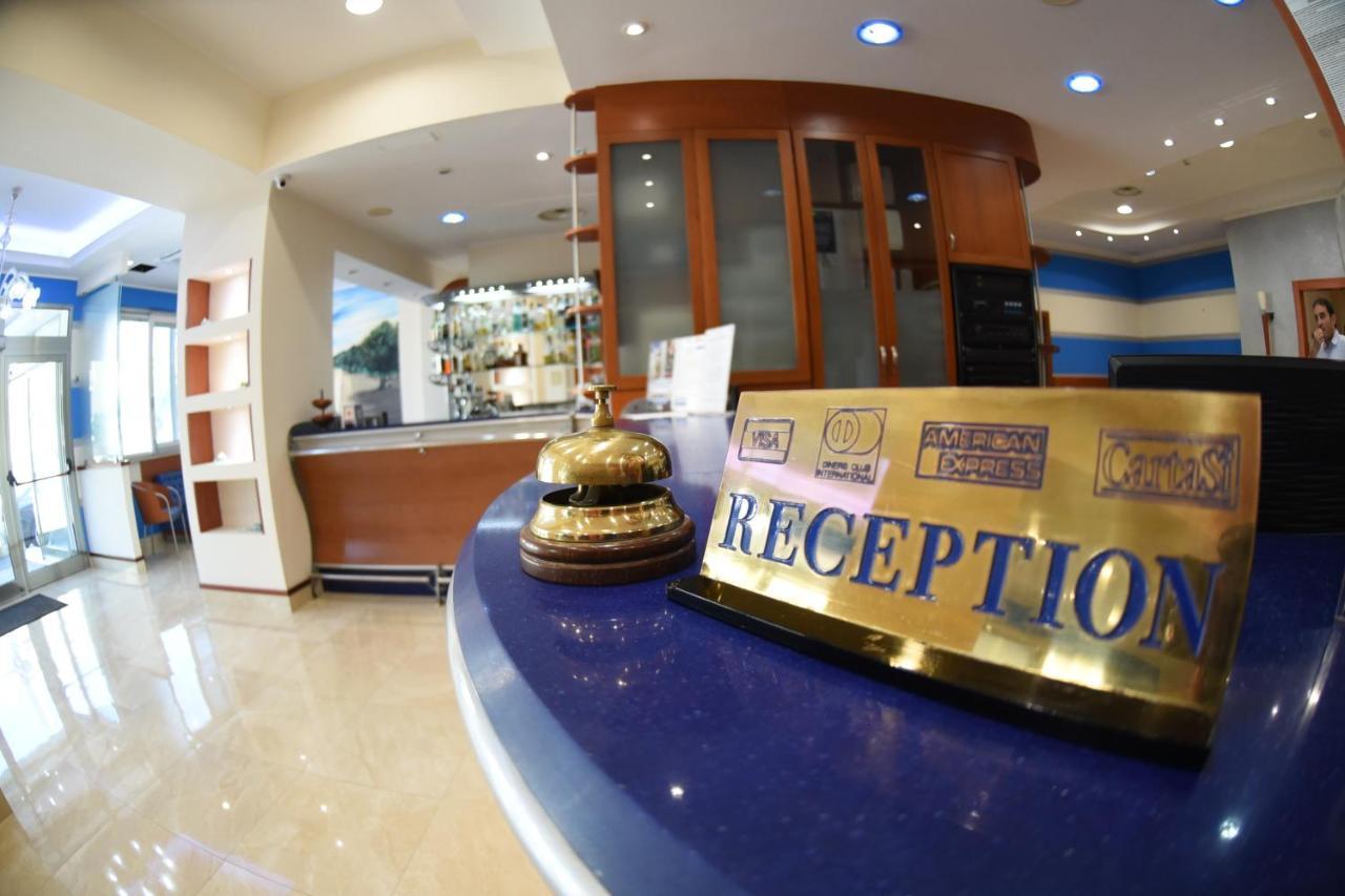 Hotel Niagara Катандзаро Екстер'єр фото